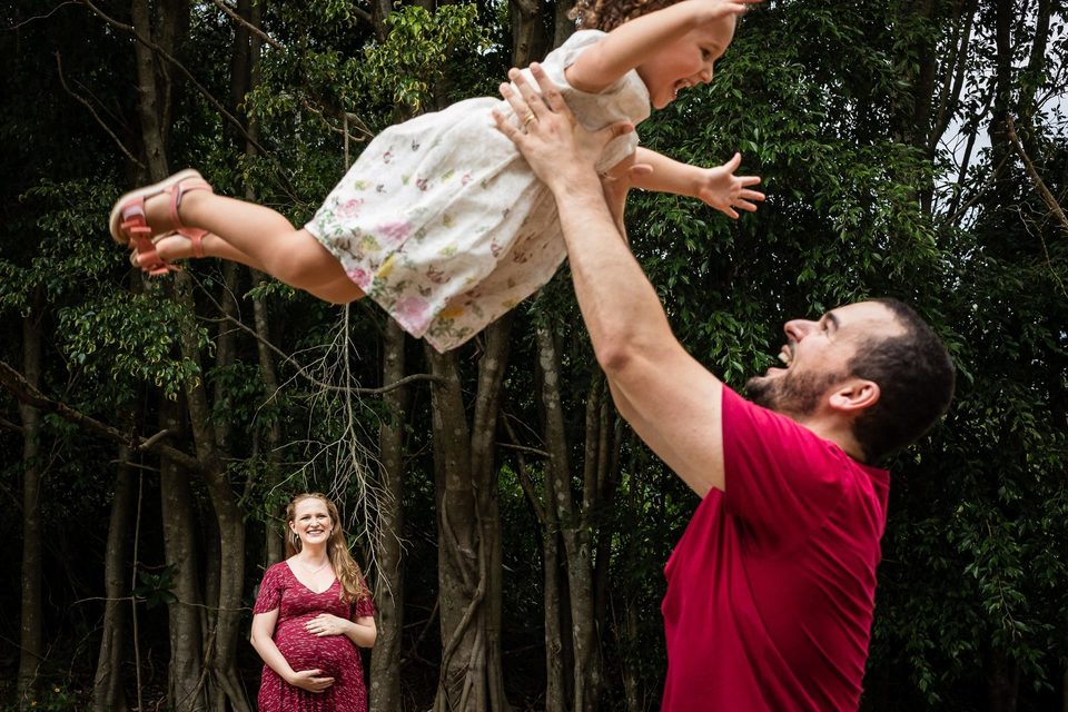 Ensaio Gestante Criativo com Filhos em Porto Alegre