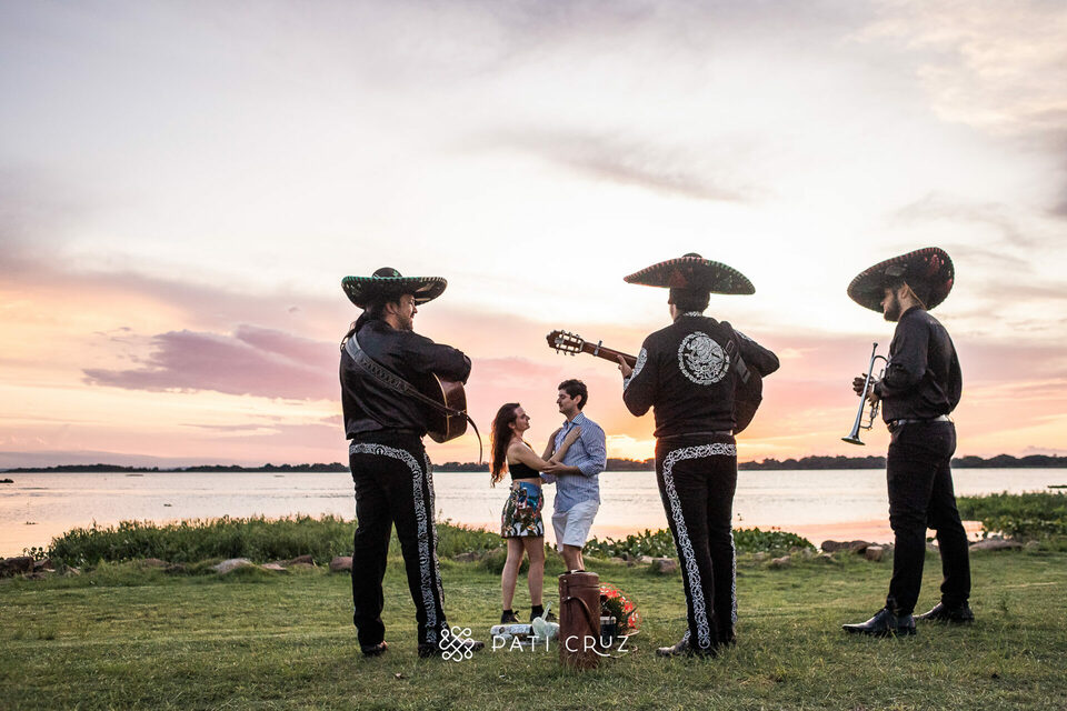 Pedido de casamento surpresa ao pôr-do-sol em Porto Alegre